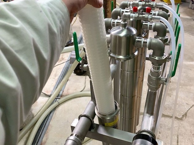 精密濾過に使われるフィルターと濾過器