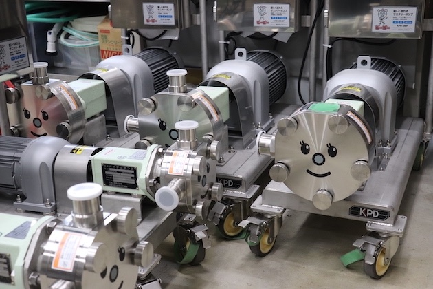 ポンプに入ったキャラクターの顔