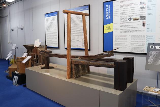 人力で精米するための唐臼