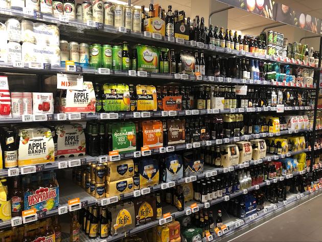 スーパーのビールコーナー