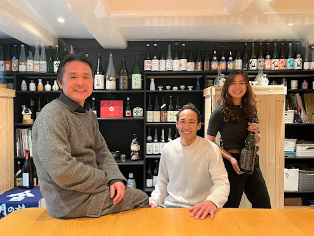 左から、藤原さん、後藤さん、Andreaさんの3人のチームです