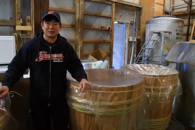 山本酒造店6代目蔵元・山本友文さん