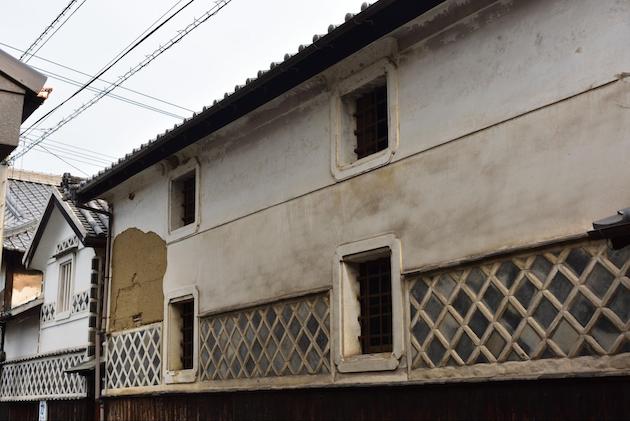 土蔵の酒蔵外壁