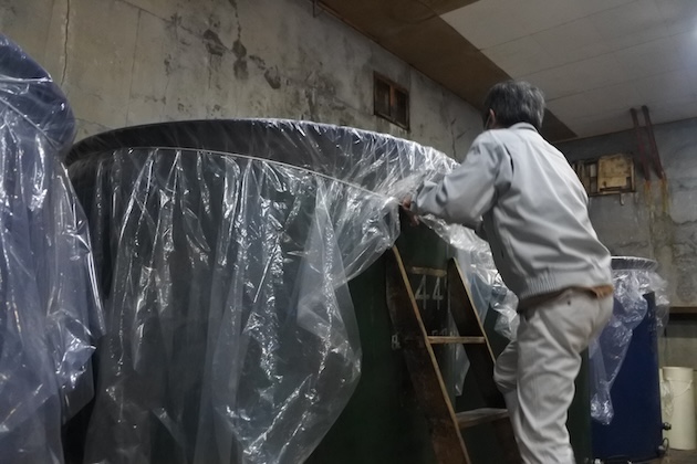 ホーロータンクと有澤さん