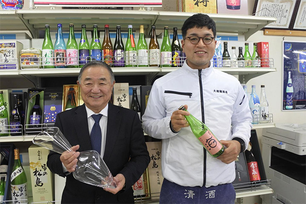 山内信雄社長と関谷さん