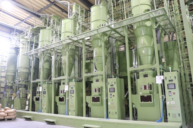 ライスコーポレーションの精米機器