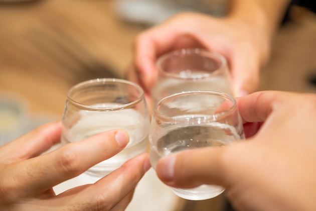 乾杯のイメージ写真