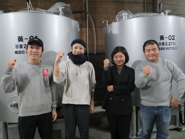 左から土居将之さん、阿部さん、青木さん、魁人さん