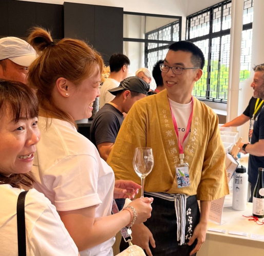 官僚時代から日本酒イベントを手伝っていたハンセルさん