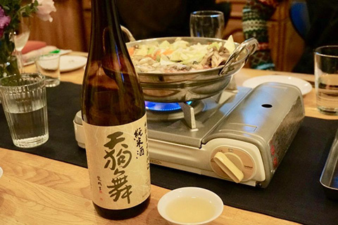 「牡蠣と麹豚の土手鍋」×「天狗舞　山廃純米酒」