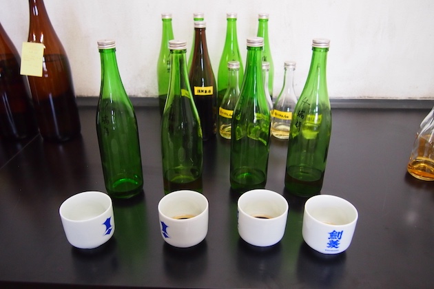 1番〜4番の「瑞祥」サンプルが入ったボトル